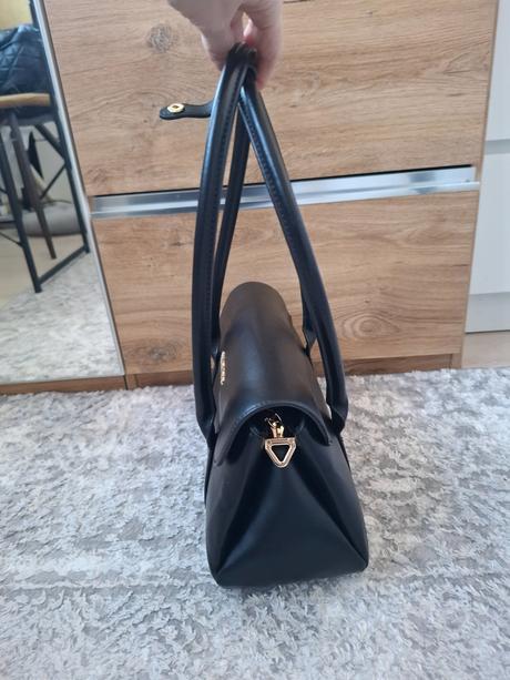 Predám novú značkovú kabelku valentino, valentino