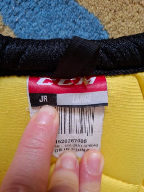 Hokejové ramená/ vesta ccm junior l - super stav, ccm,l