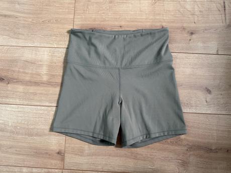 H&m športové šortky, h&m,s