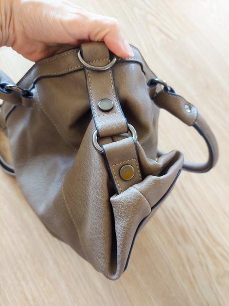 Kabelka accessories, 