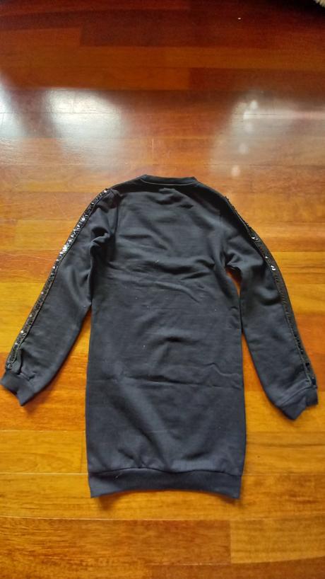 Nenosená  predľžená mikina č. 146/152, 146