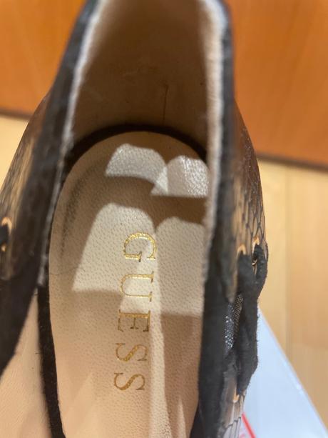 Elegantne guess lodicky, guess,37
