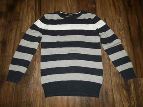 Svetrík 134/140, chapter young,134