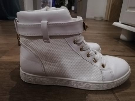 Členkove tenisky, 39