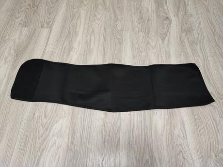 Pás na cvičenie, l