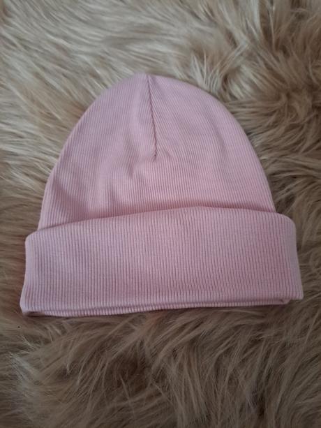 Rebrovaná čiapočka, 98