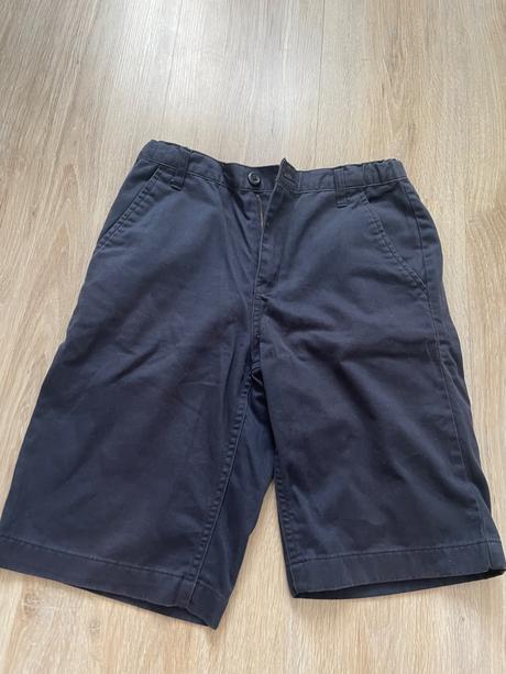 Slušne kraťasy, old navy,140