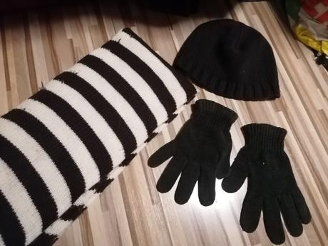 Sal, rukavice, ciapka, f&f,116