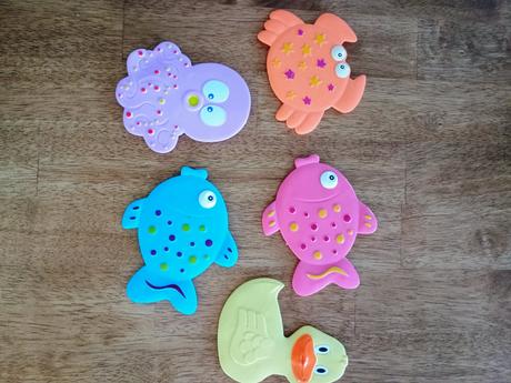 Plavky (bazén ,plienky ,hračky ), 86–98