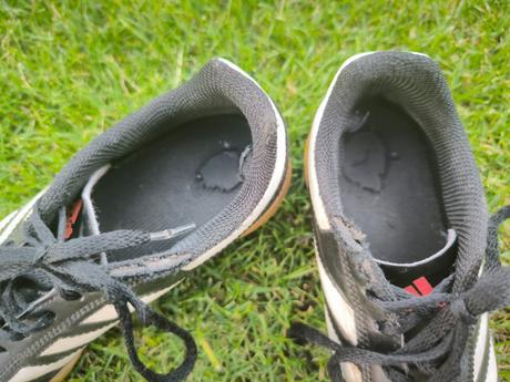 Halovky darujem, adidas,35