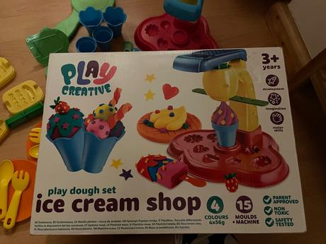 Play dought set-ice cream a ďalšie 2 sady,