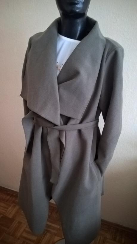 Kabátik na jar jeseň, 40