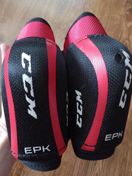 Hokejová výstroj, ccm,l