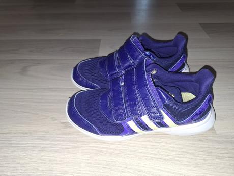 Pekne tenisky, adidas,32
