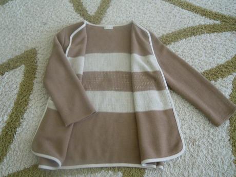 Nenosený svetrík, l