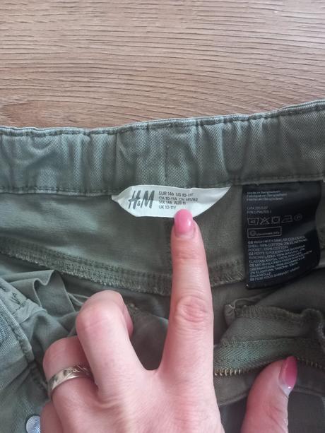 Šortky, h&m,146