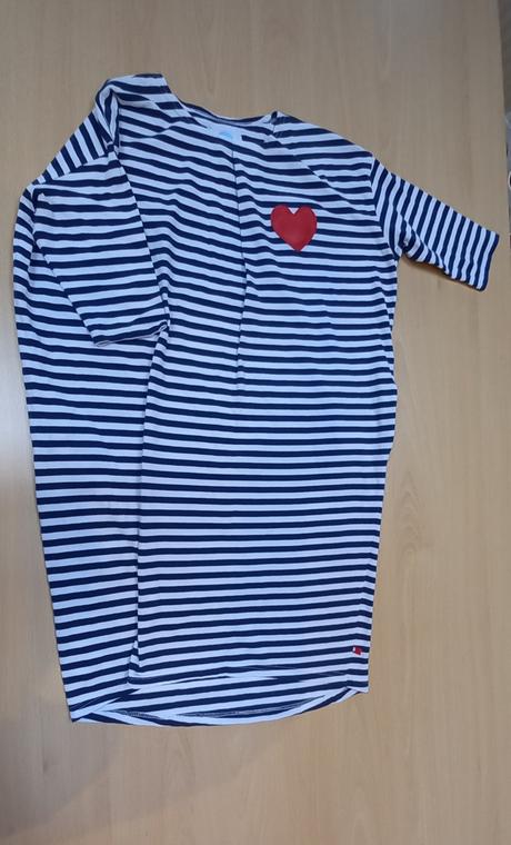 Pískacie šaty xs - m, xs