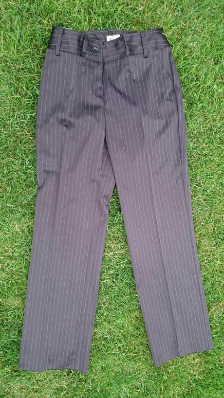 Elegantne nohavice z jemnym pruzkom, 36