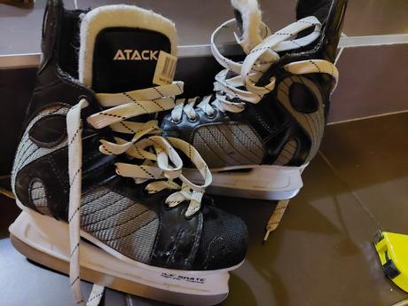 Korčule na ľad, 35