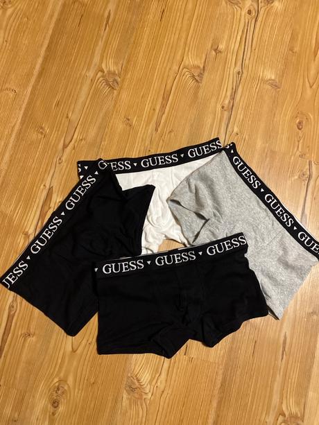 4 boxery guess, guess,s