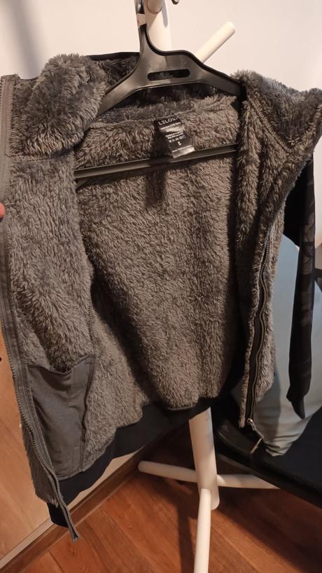 Bundicka lelosi fluffy, s