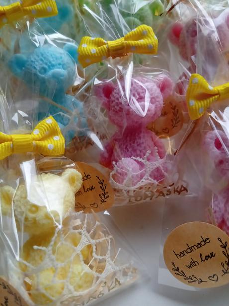 Darčeky do škôlky,školy k sviatku-mydielka mackov, 