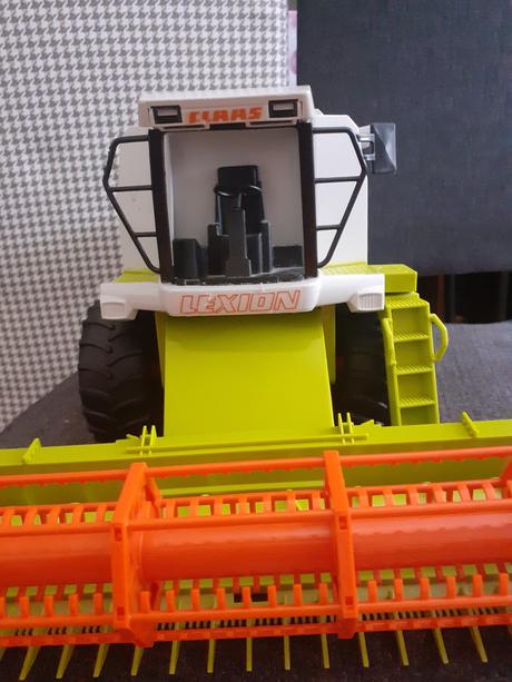 Kombajn claas, 