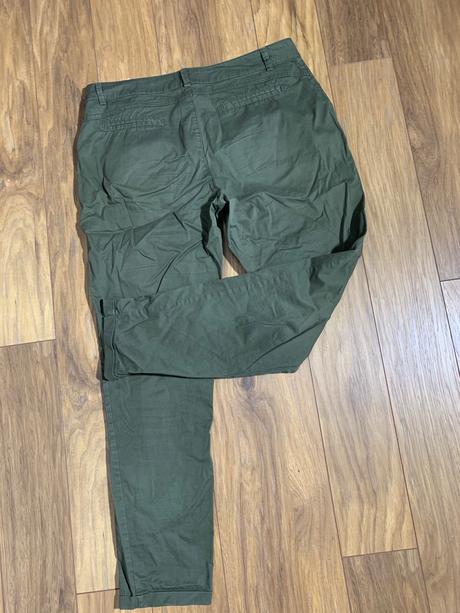 Zelené nohavice, reserved,s