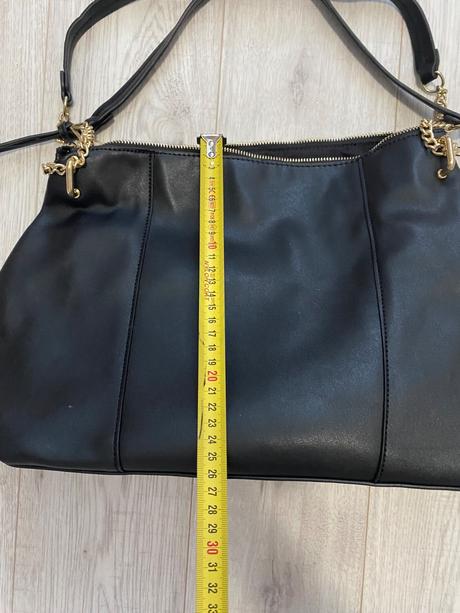 Kabelka mango, mango