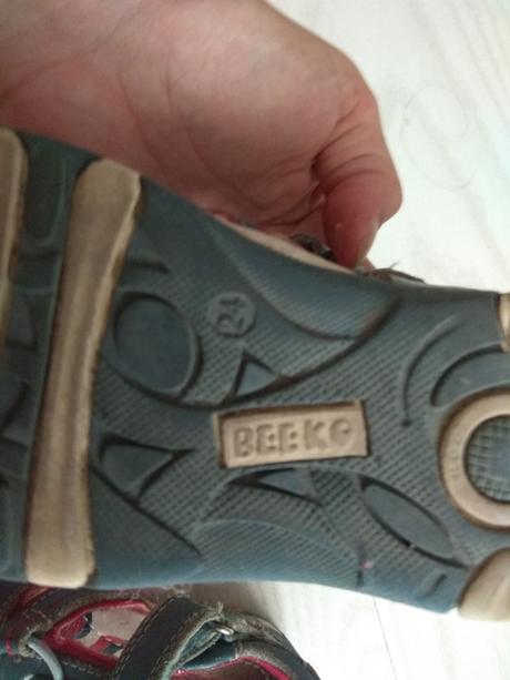 Sandálky na donosenie, 24