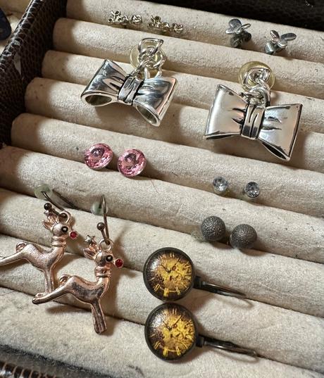 Náušnice 9 párov,