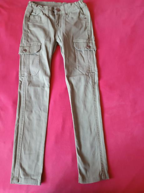 Nohavice kapsáče, c&a,134