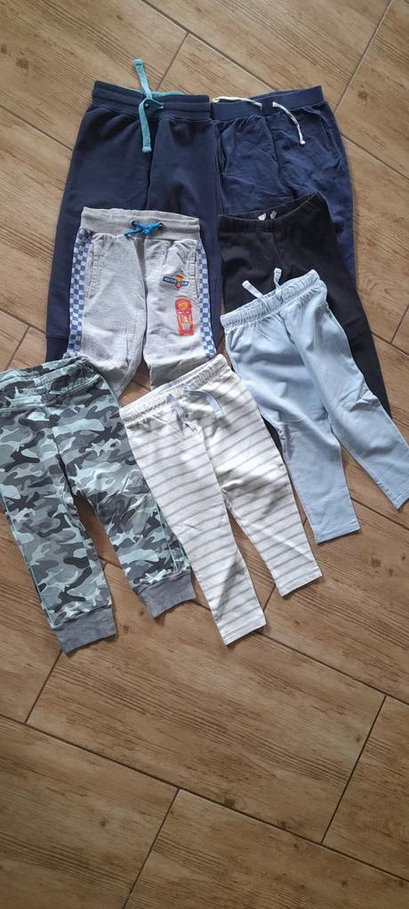 Balík teplákov 86/92 - 7ks, 86–98