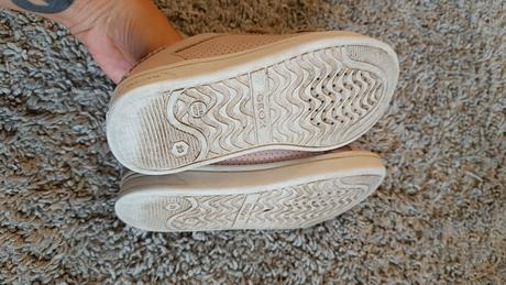 Balík 116 dievča, 104–116