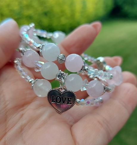 Náramok z minerálov pre rakov, býkov, váhy a ryby, 