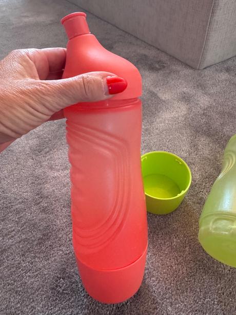 2x fľaša tupperware 750 ml, 