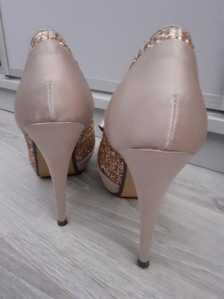 Lodičky zn. victoria delef veľ. 37, 37