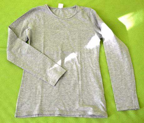 Jednoduché tričko s dlhým rukávom, 140