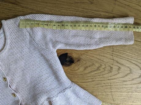 Svetrík prešívaný "zlatou" niťou, lindex,86