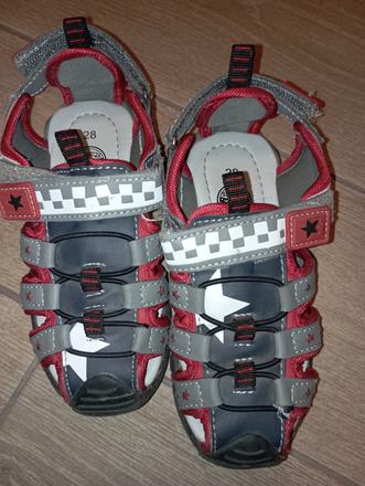 Sandále, 28