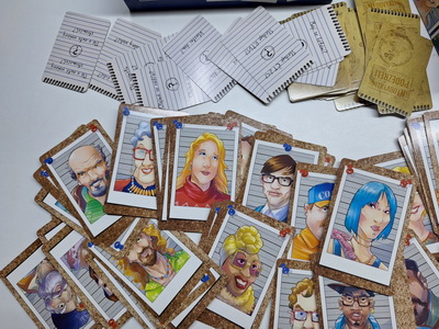 Spoločenská zábavná hra neobvyklí podozriví, 