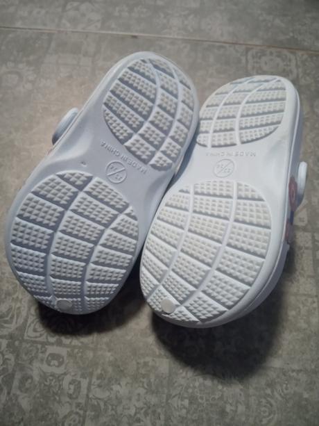 Chlapčenské kroksy s traktorom, 24