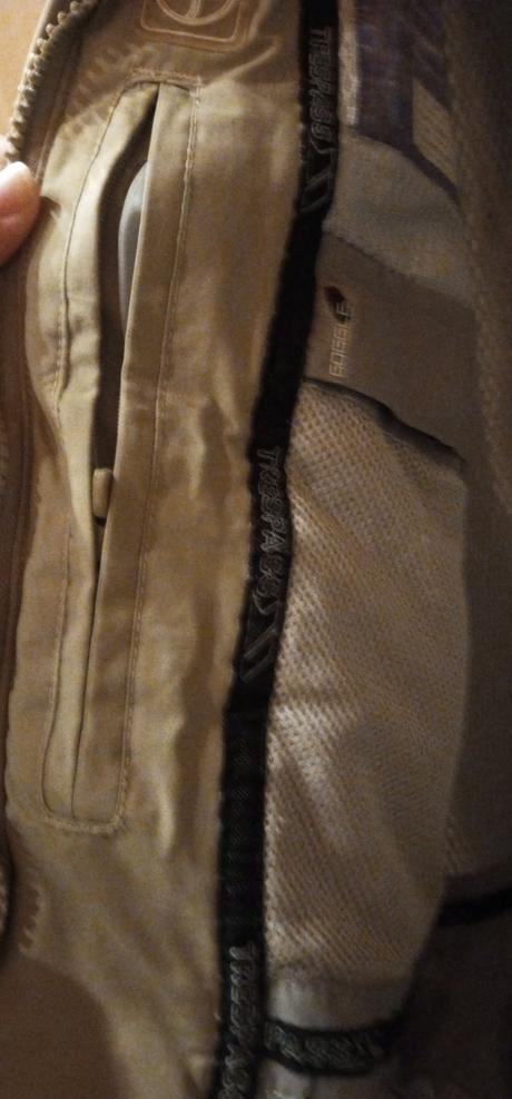 Veľmi teplá bundička, xs