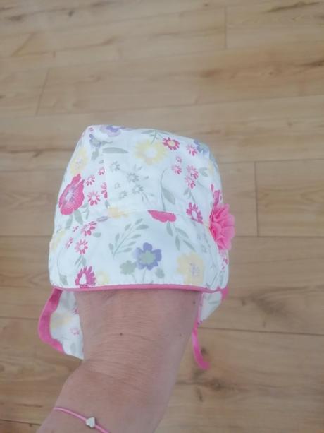 Letná ciapka, ergee,74