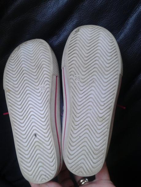 2x obuté tenisky, barbie,28