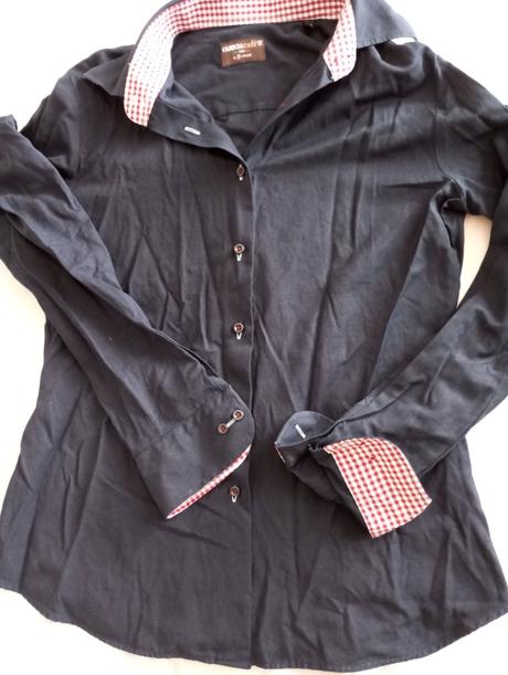 Tmavomodrá košeľa, m