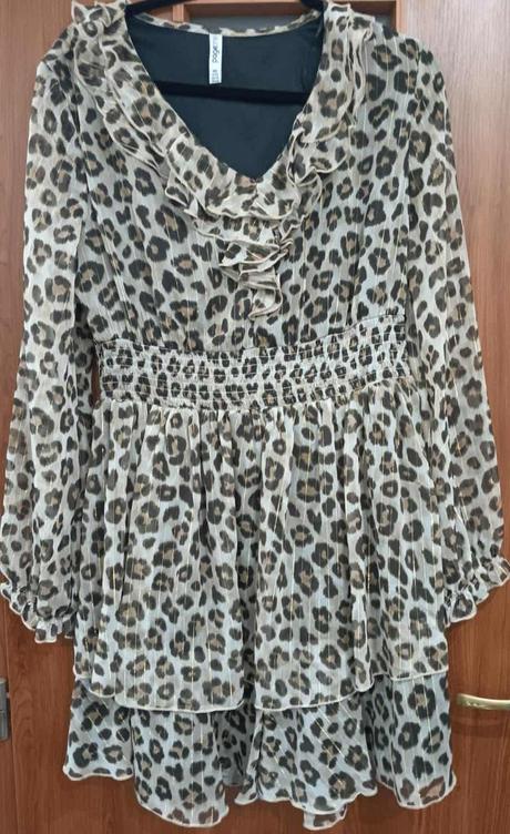 Šaty vzor leo, takko,40
