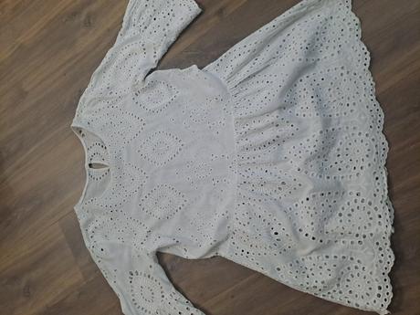 Krasne madeirove saty, m