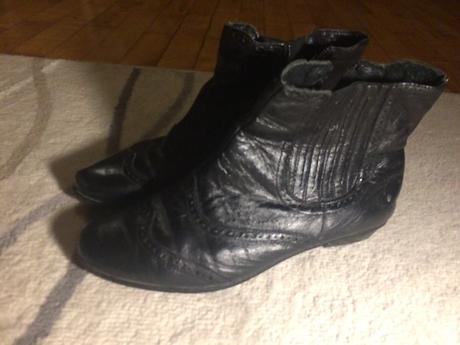 Kožene čižmy, 37