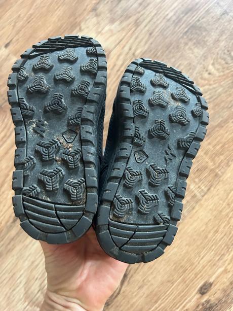 Decathlon waterpruf 26-27, quechua,26